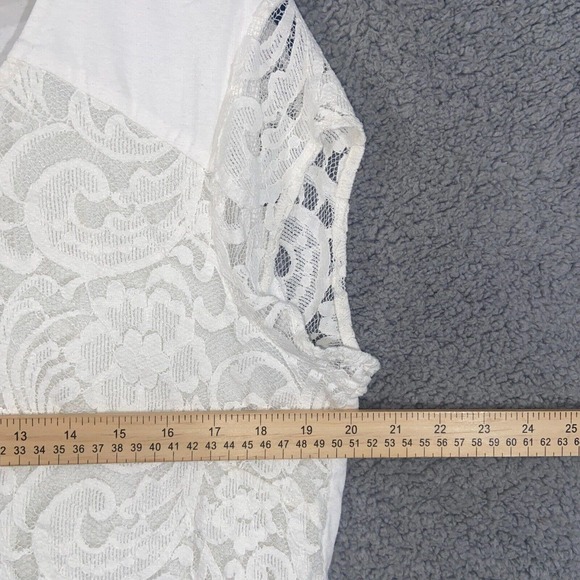 Chico's Top Womens 1 White Floral Lace Slit Back Cap Sleeves Zip Back Casual - Picture 9 of 12
